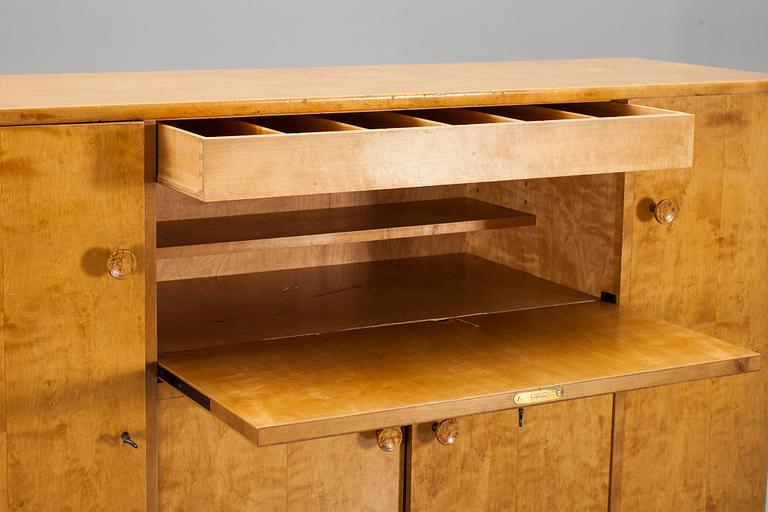 SKÅP, Axel Larsson, 1000-serien, Svenska Möbelfabriken, Bodafors,