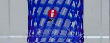 JUHLAKUUTIO, lasia, Nuutajärvi 210 v, sign. Oiva Toikka Nuutajärvi 20/50. 

2000-luvun alku.