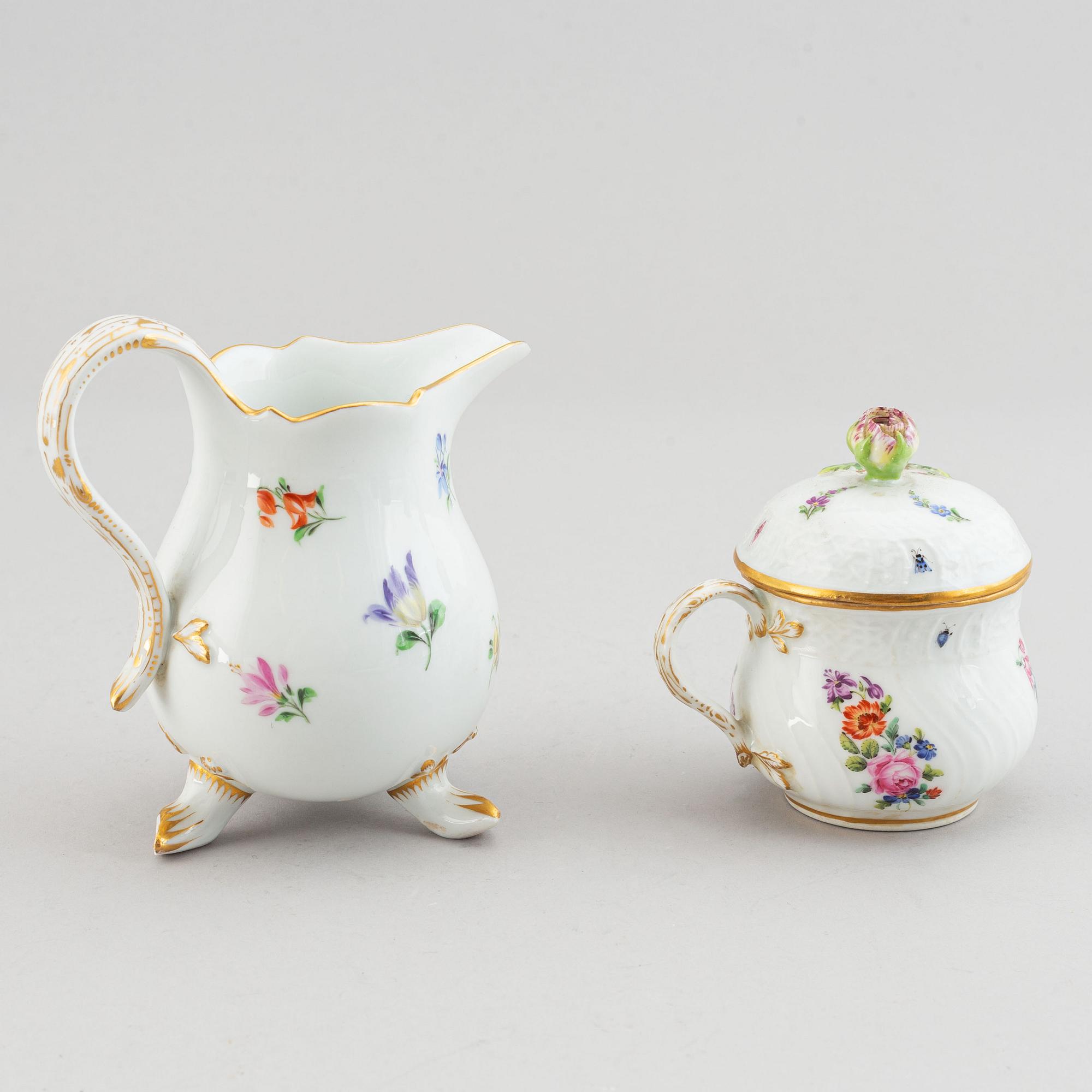 A Meissen porcelain coffee service, 18th and 19th century (24 pieces).