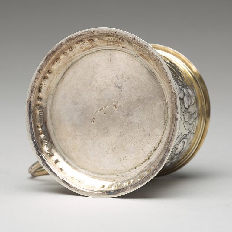 A German 17th century parcel-gilt silver tankard, mark of Hans Leonhard Huber, Augsburg (1637-1671).