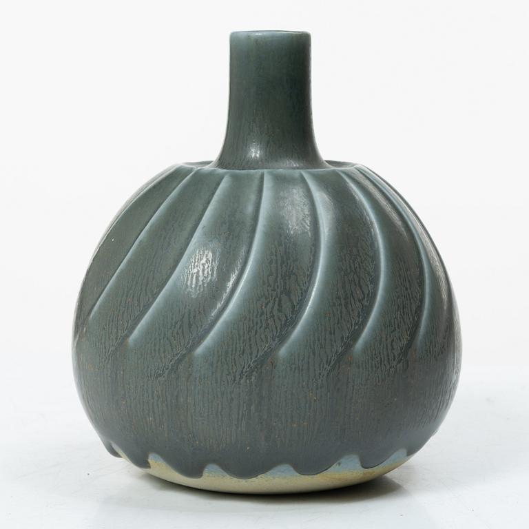 Kåge Verkstad, four ceramic pieces, Gustavsberg, Sweden, 1957-61.