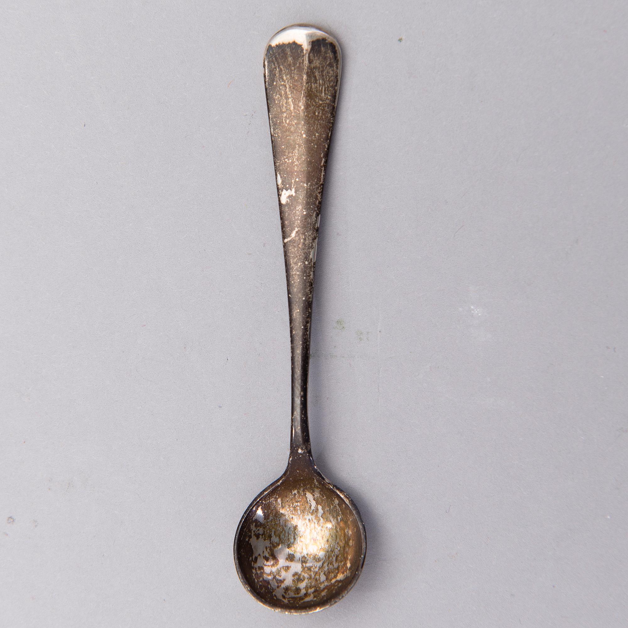 SALTKAR, ett par, silver, empire, Johan Tallberg (Lovisa 1807-1831). Vikt 192 g.