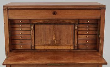 CHIFFONJE, Stockholmsarbete, sengustaviansk, omkring 1800.