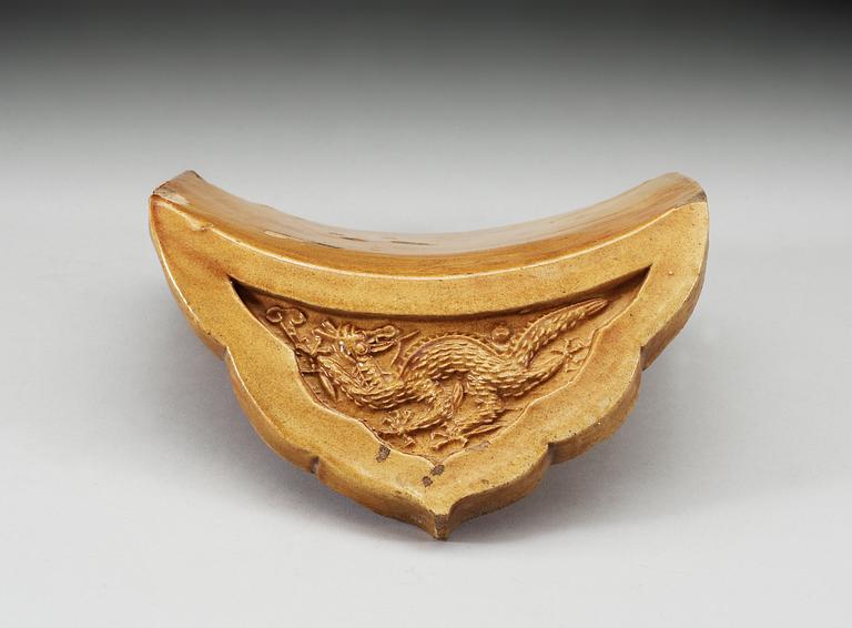 TAKTEGEL, keramik. Ming dynastin.