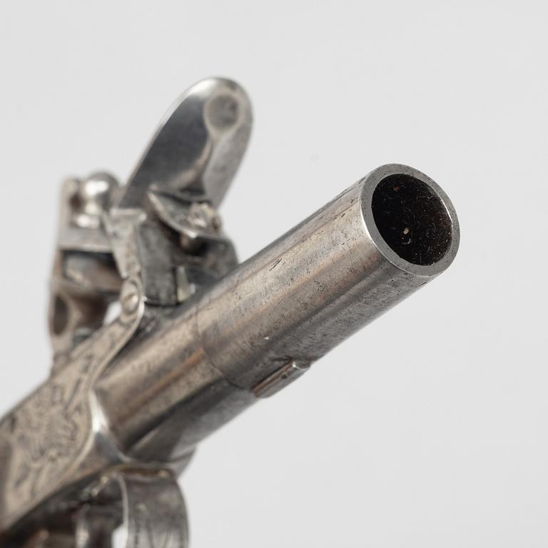 Flintlock pistol, early 19th century.