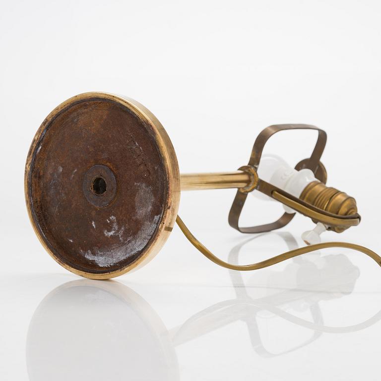 Paavo Tynell, bordslampa, Taito 1900-talets mitt.