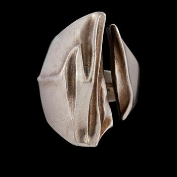 RING, sterlingsilver, Björn Weckström, Lapponia, Finland, 1979. Vikt 20 g.