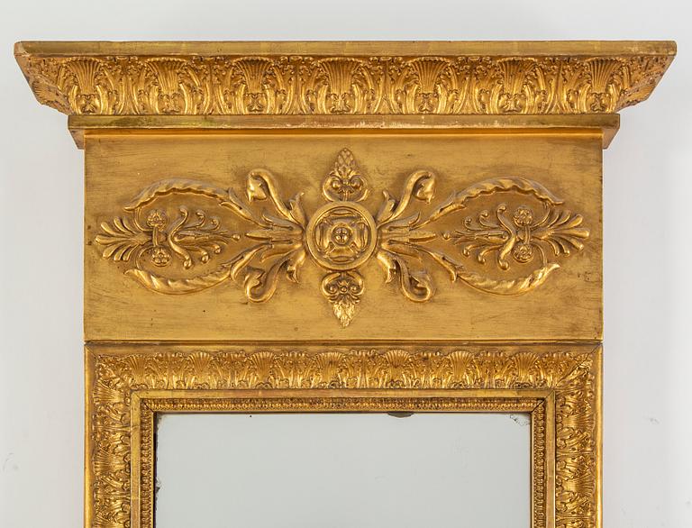 A first half of the 19th century mirror.