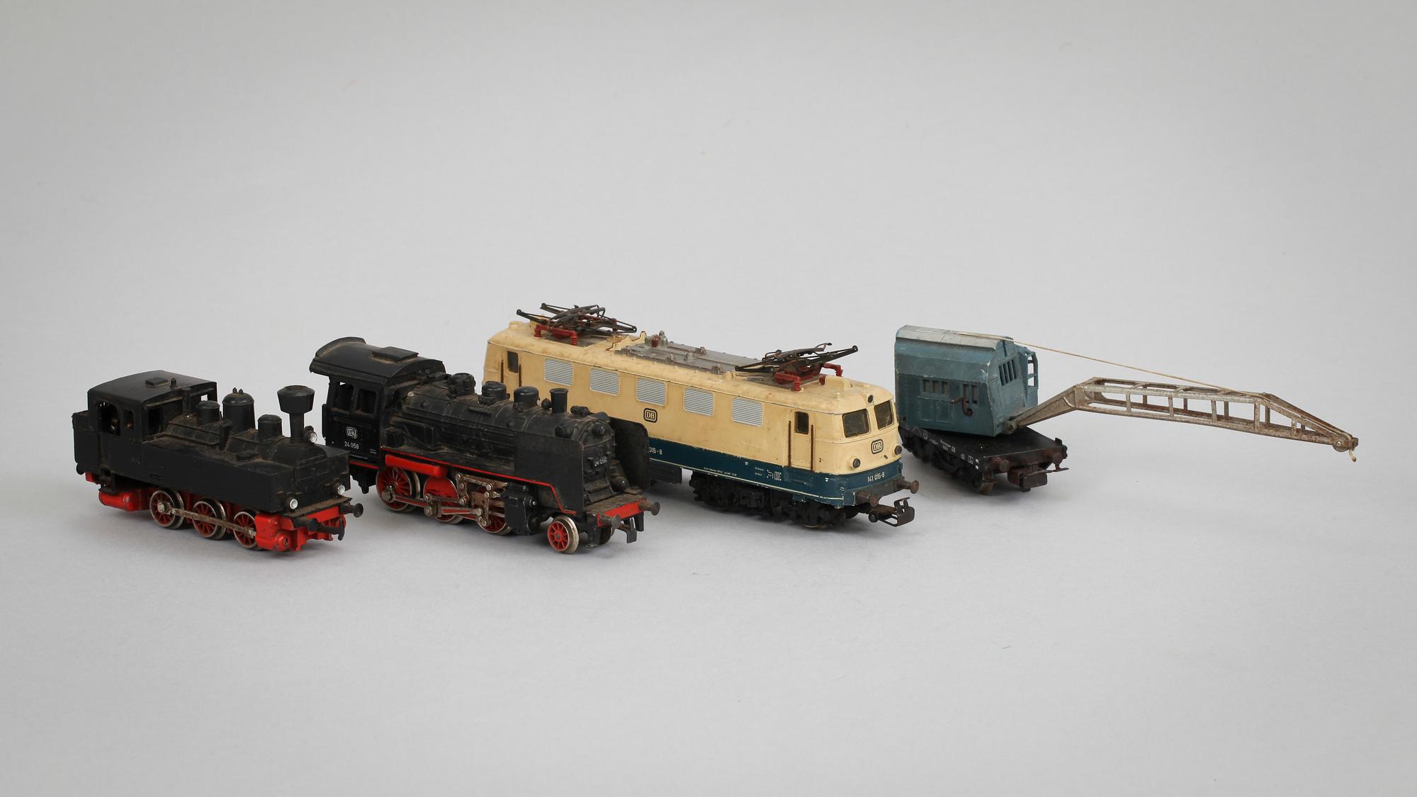 TÅGSET, 16 delar, Märklin, 1900-tal.