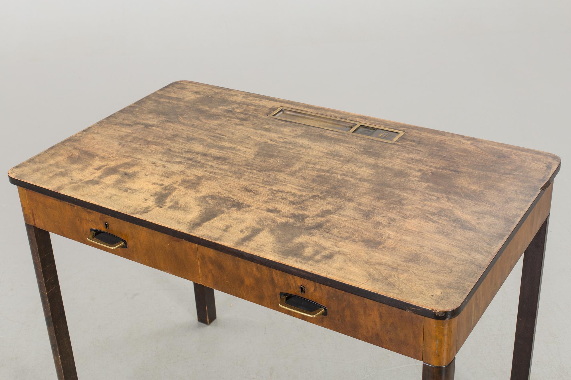 SKRIVBORD "Ideal"  NK verkstäder 1934.