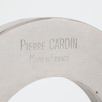 PIERRE CARDIN, a silver colored metall and wooden necklace.