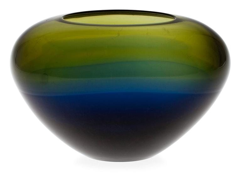 Timo Sarpaneva, A GLASS SCULPTURE.