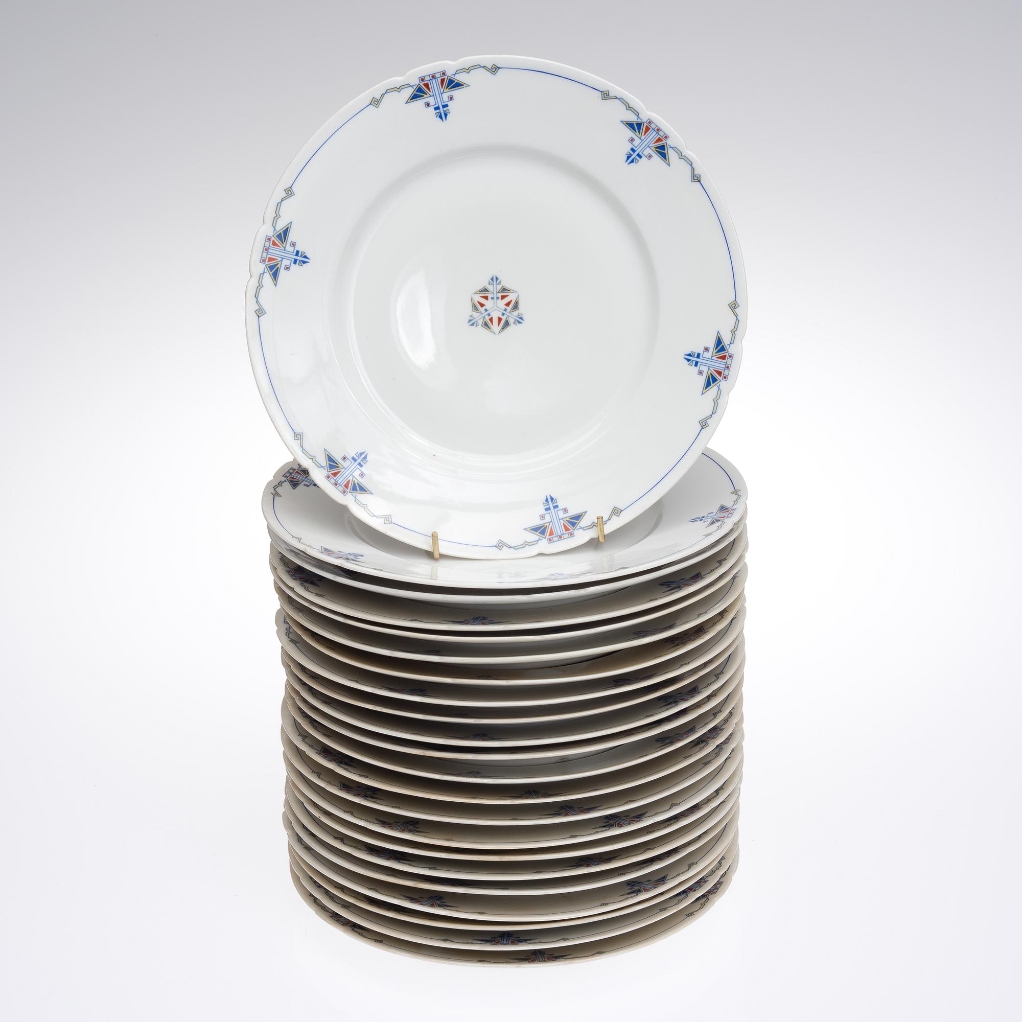 MATSERVIS, ca 64 delar, porslin, Weimar, Tyskland tidigt 1900-tal.