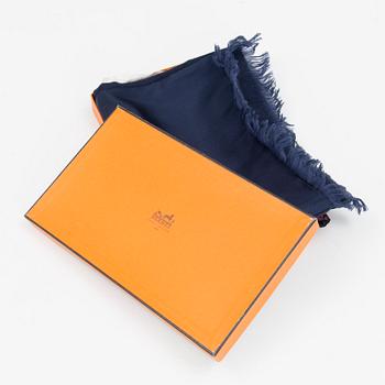 A Hermès Men's Scarf in silk and wool/cashmere.