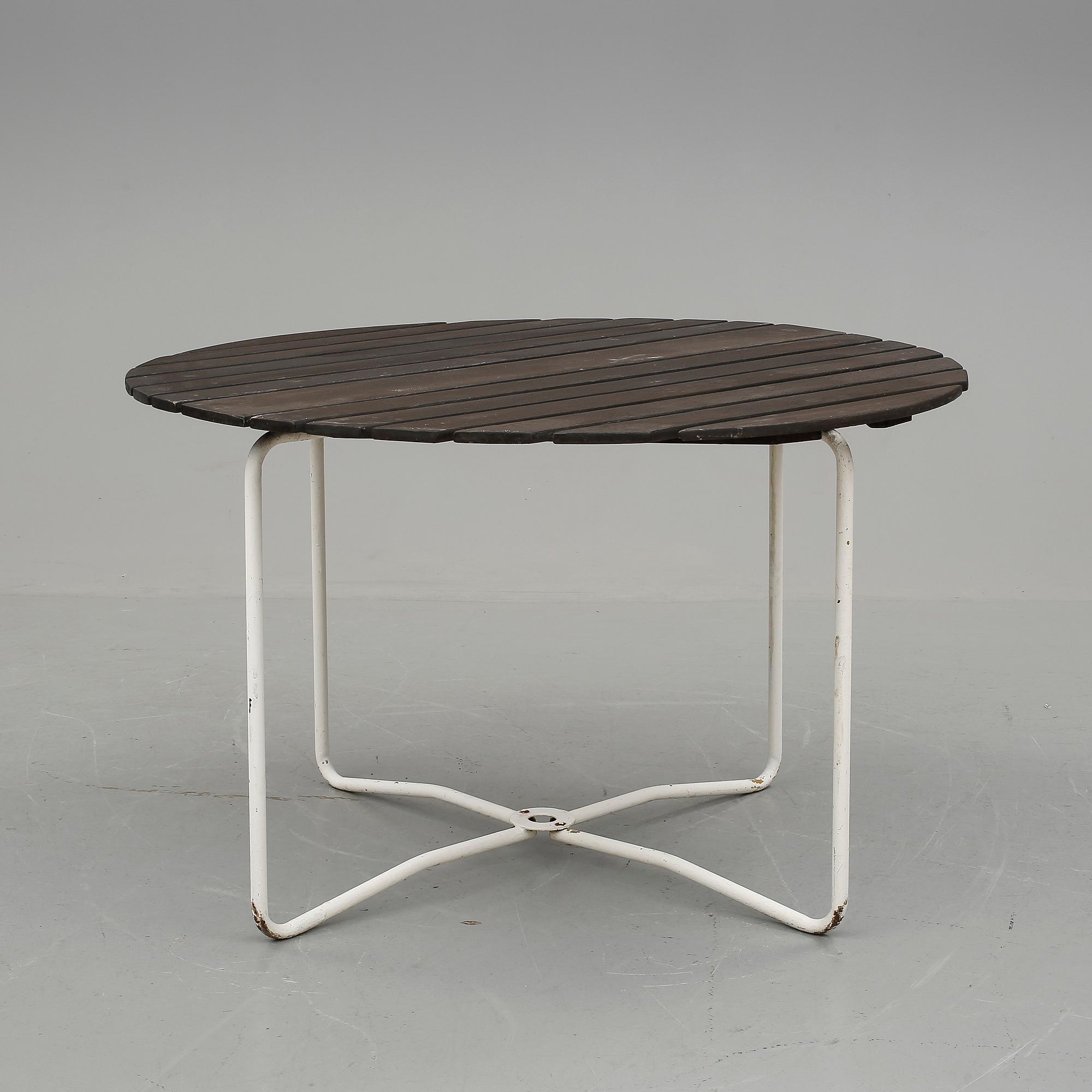 TRÄDGÅRDSGRUPP, 5 delar, möjligen Grythyttan. 1900-talets mitt.