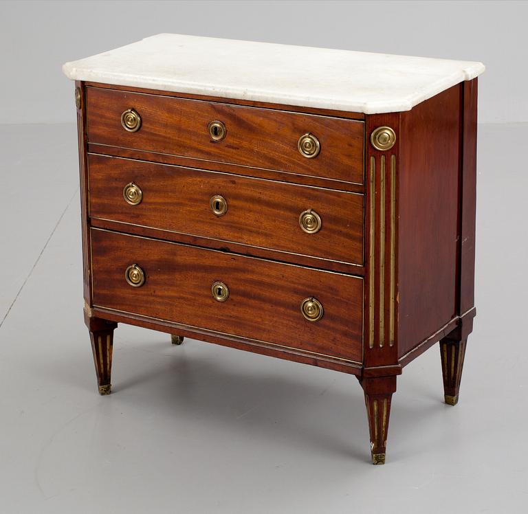 A late Gustavian commode by A. Scherling.