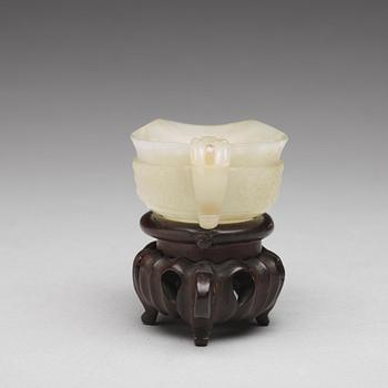 A carved nephrite ewer, China, presumably late Qing dynasty.