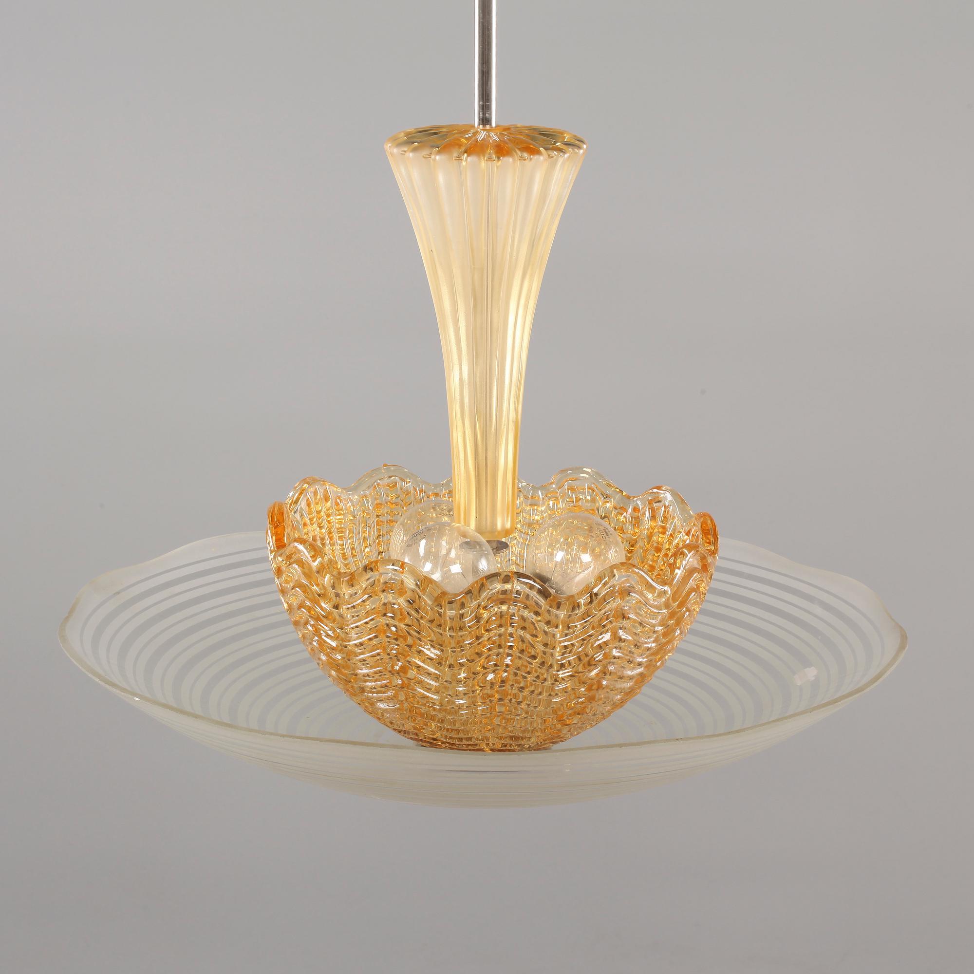 TAKLAMPA, Orrefors, 1900-talets andra hälft. Höjd ca 60 cm.