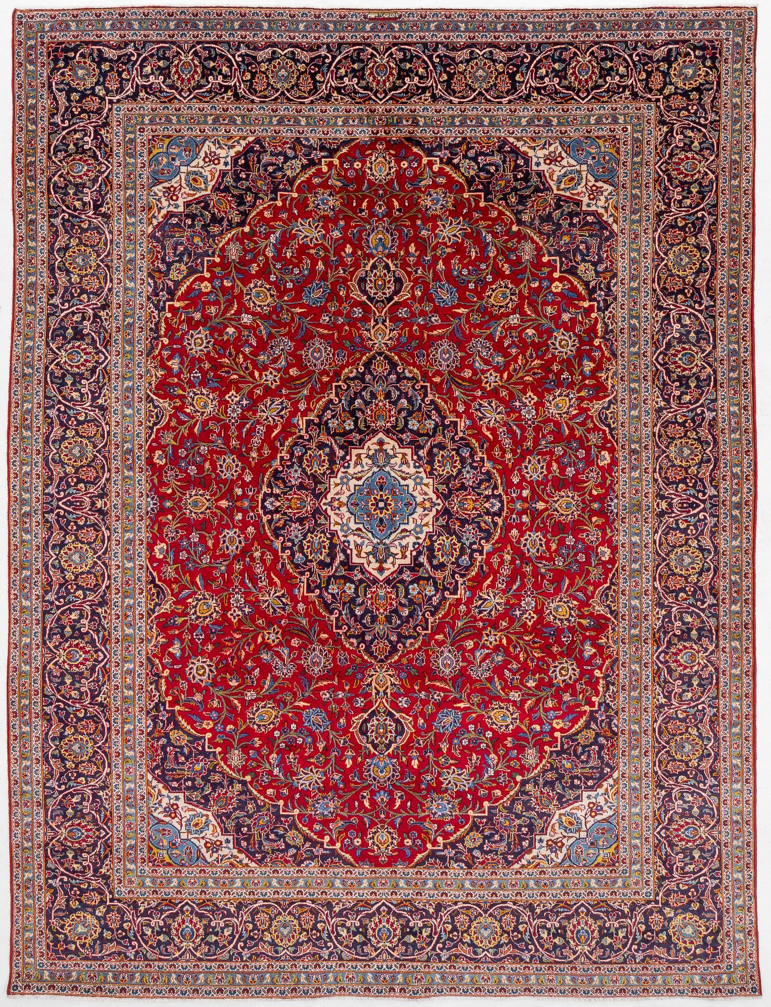 Carpet, oriental, approx. 385 x 292 cm.