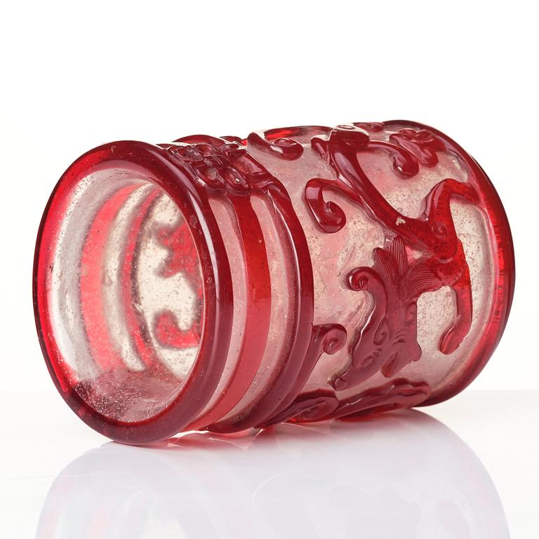 Penselställ, pekingglas. Kina, med sigillmärke.