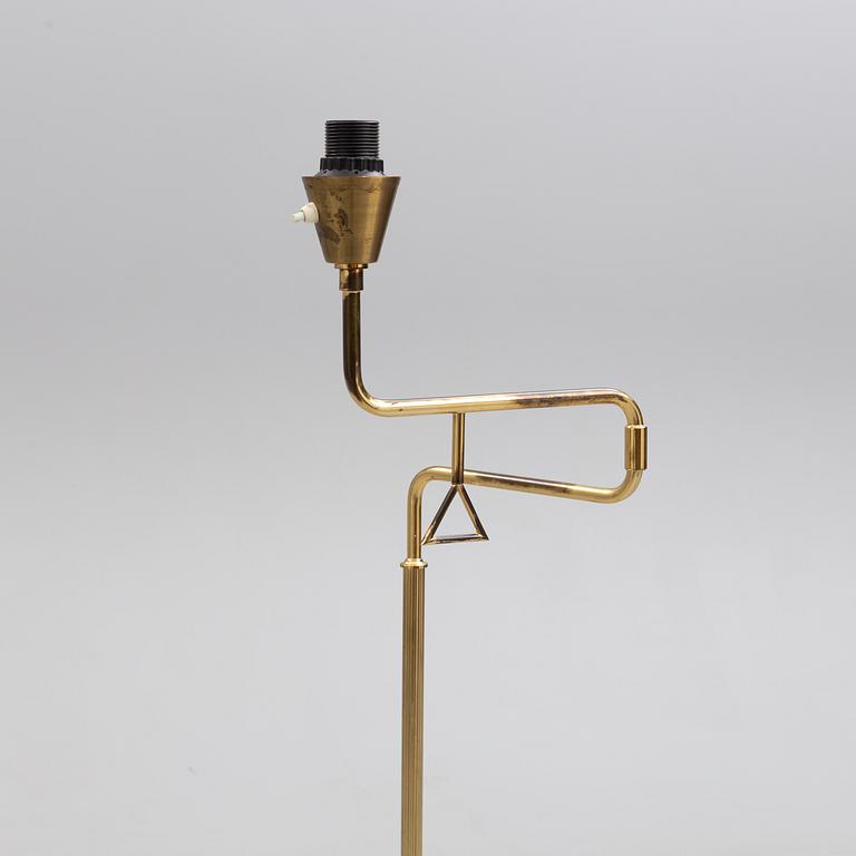 A second part of the 20th century brass floorlamp.