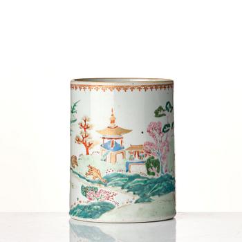 Mugg, kompaniporslin. Qingdynastin, Qianlong (1736-95).