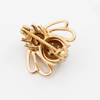 Brooch, Jarl Sandin/Mary Kay, in the form of a bee, 18K gold with brilliant-cut diamonds.