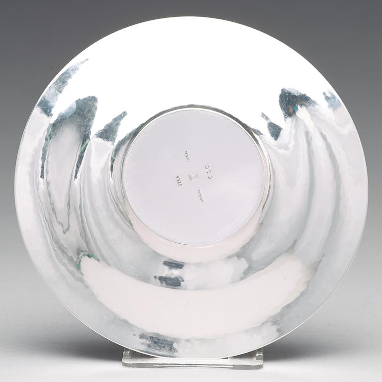 Harald Nielsen, a sterling bowl with cover and stand, Georg Jensen, Denmark 1933-44, design no 610.