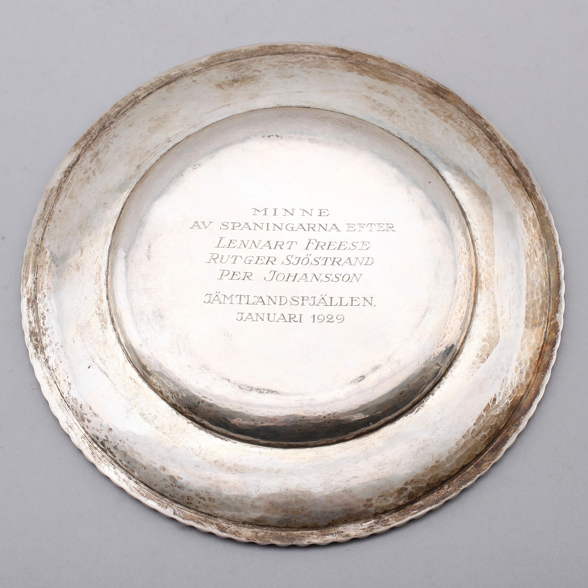 SKÅL OCH FAT, silver, 1929. Total vikt ca 375 g.