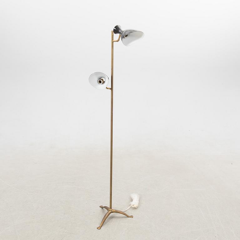 Golvlampa, 1900-talets mitt.