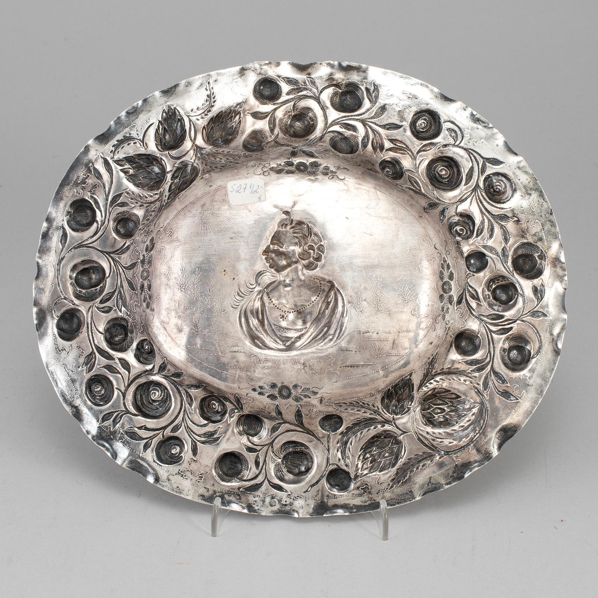 Henning Petri, konfektfat, Nyköping (verksam -1657-1702(1705)). Barock.