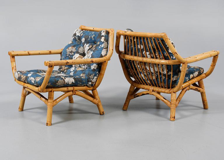 KORGMÖBEL, 4 delar, 1900-talets andra hälft.