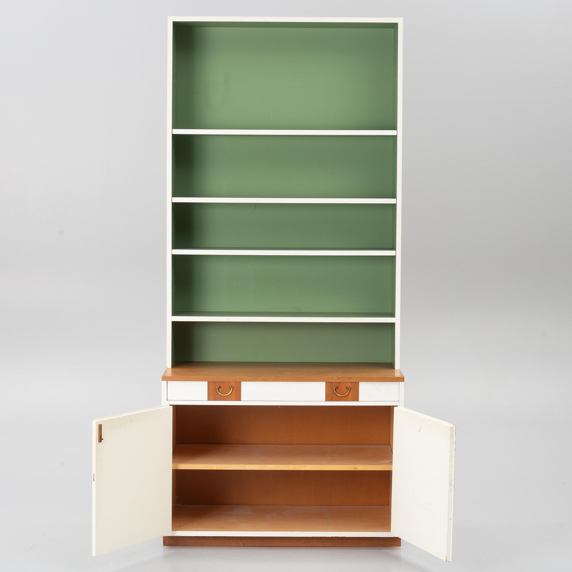 Josef Frank, A bookcase, model B2255, Firma Svenskt Tenn, before 1985.
