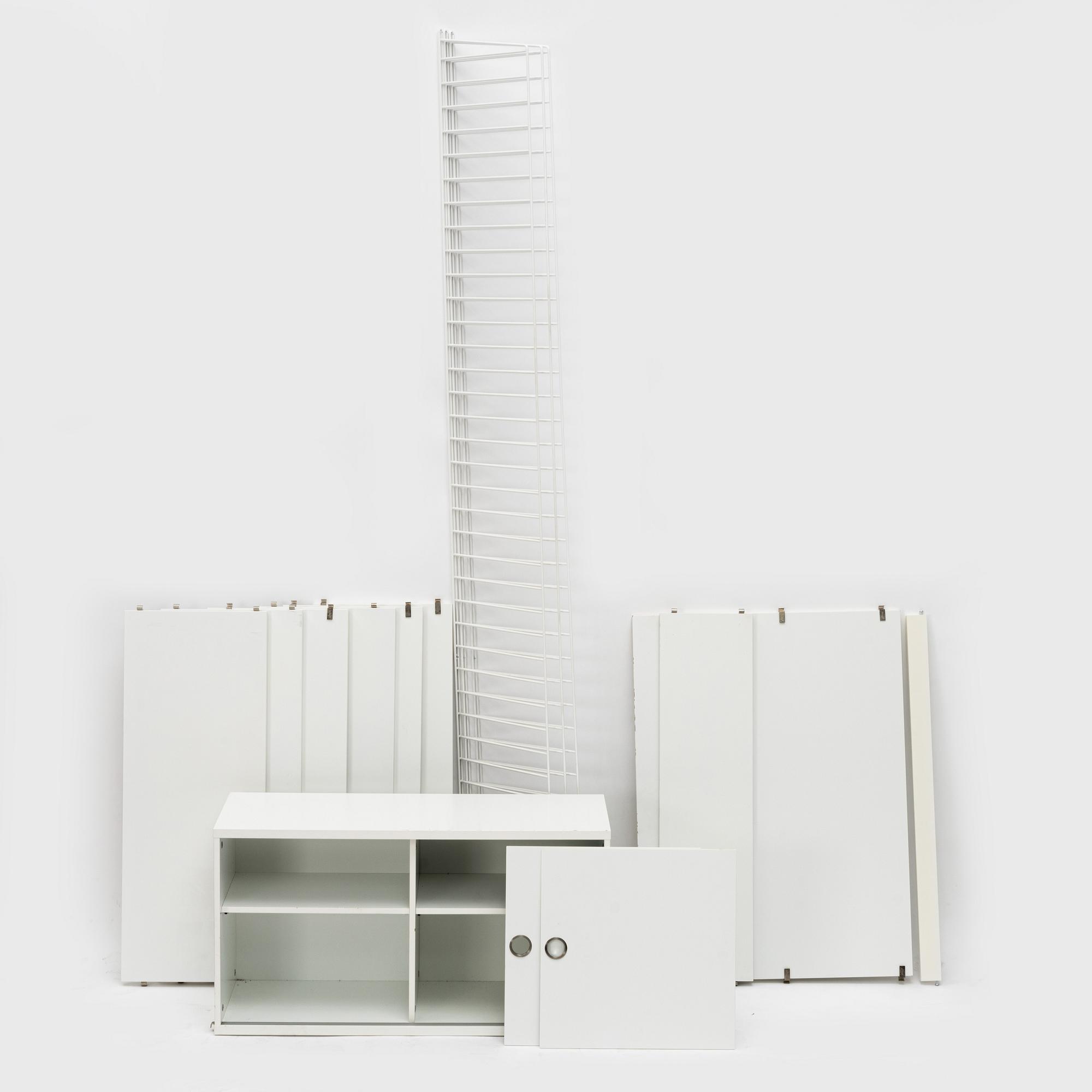 Nils Strinning, hyllsystem "BFB hyllan", String Design AB, 2000-tal.