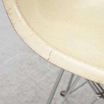 Charles & Ray Eames, Stolar, 4 st, "DSR Plastic Chair", Herman Miller & Vitra.
