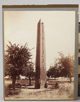 FOTOALBUM,   MEDELHAVSKRYSSNING 1905-06 MED KORVETTEN FREJA.