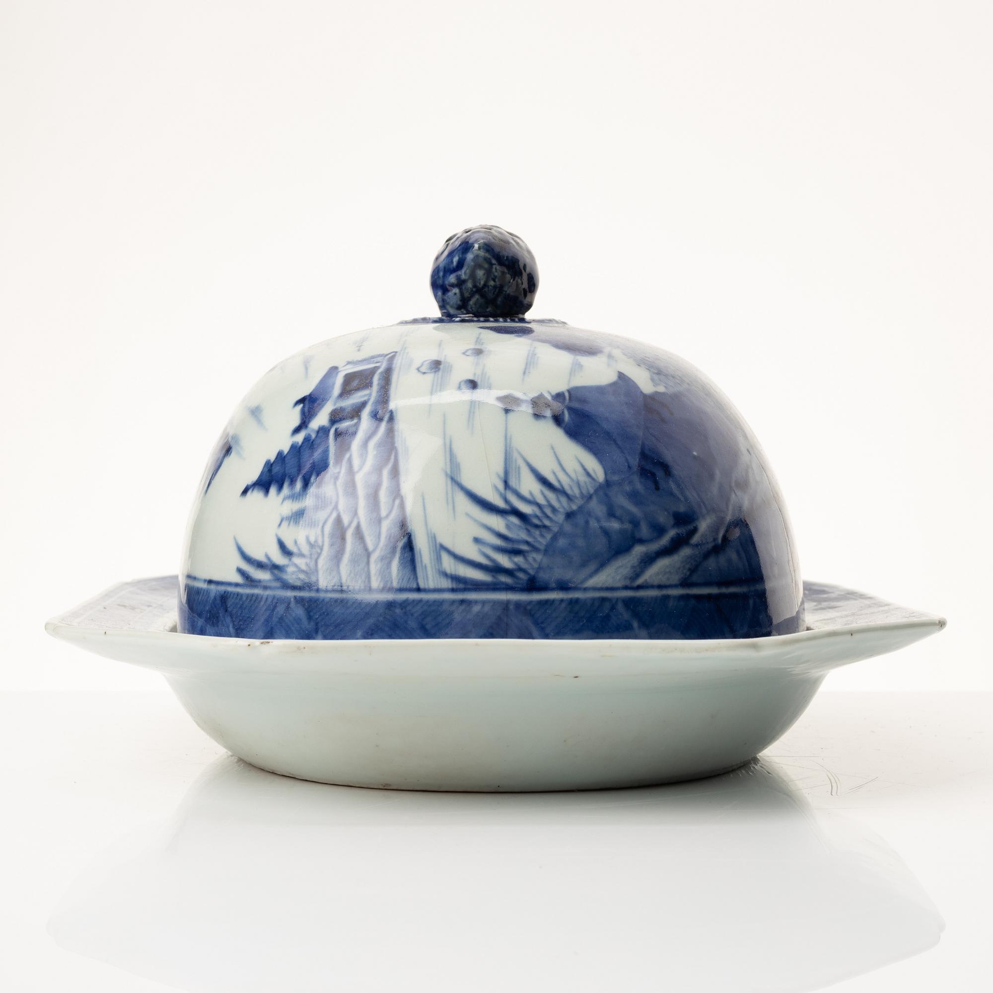 Karott med huv, porslin. Kina, Qianlong (1736-95)/Jiaqing (1796-1820).