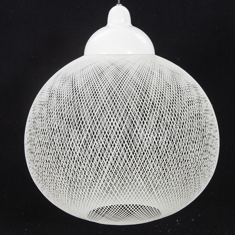 Bertjan Pot, a "Non Random d48" celing lamp for Mooi 21st century.