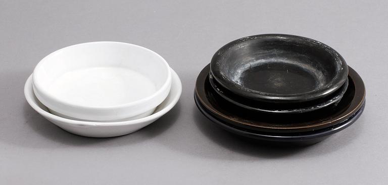 YTTERFODER, 9 st, lergods, delvis Upsala-Ekeby, 1900-talets tredje kvartal.