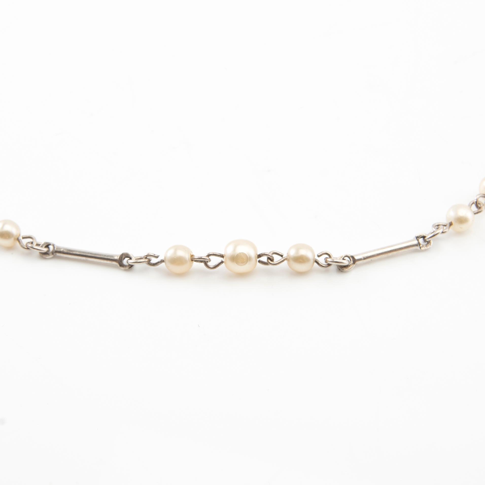 Halsband och armband silver och pärlor svenska importstämplar.