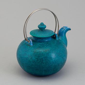 a 1980's stoneware teapot, by Gösta Grähs, Rörstrand.