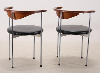 STOLAR, 2 st, Fredrik Sieck för Fritz Hansen. 1960-tal.