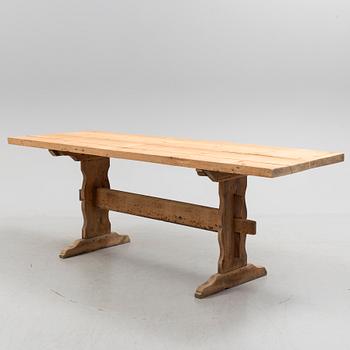 A 19th/20th century pinewood table.