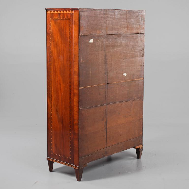 CHIFFONJÉ, Holland, 1800-talets första hälft.
