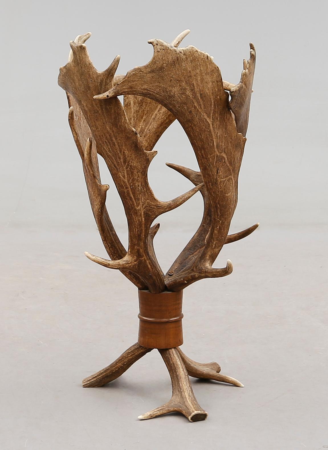 KORG, horn, 1900-tal.