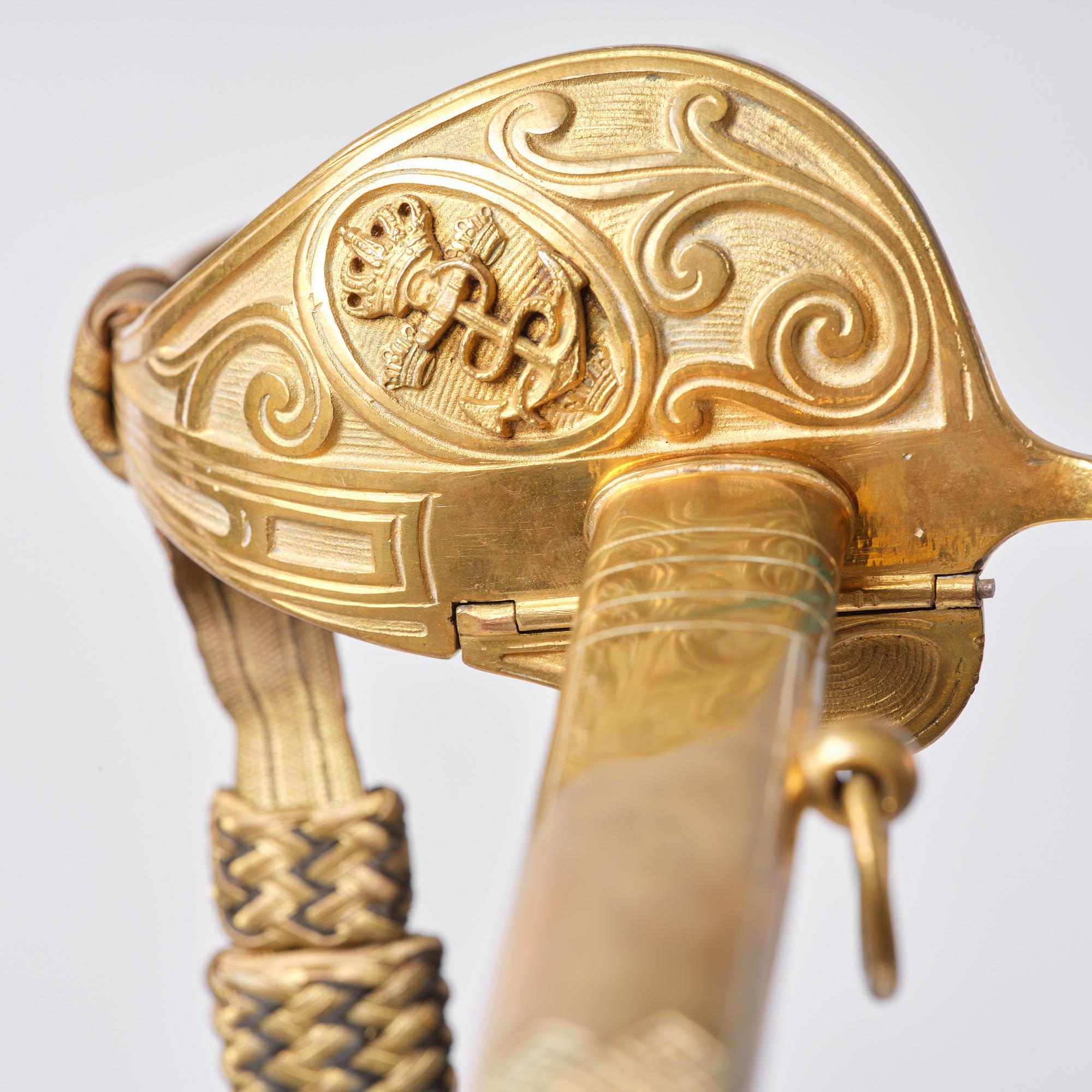 Sabel svensk, m/1915 för sjöofficer, med balja.