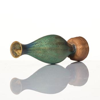 Wilhelm Kåge, a Farsta Spirea stoneware vase, Gustavsberg Studio 1957.