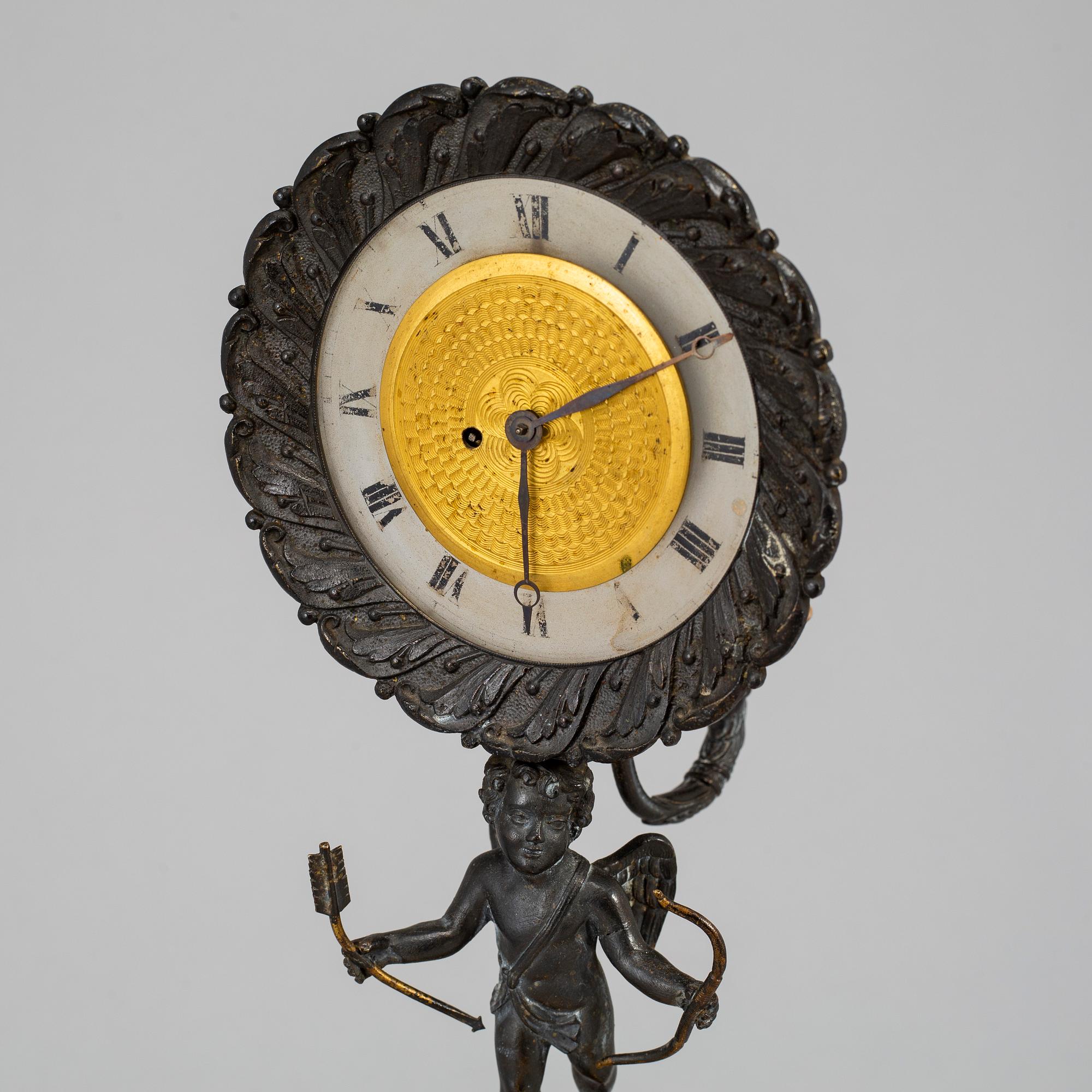 A French Empire table clock, first half of the 19th century.