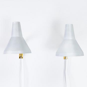 Lisa Johansson-Pape, a pair of mid-20th century '3086' wall lights for Stockmann Orno.