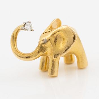 Ole Lynggaard hänge 18K guld i form av elefant  med en rund briljantslipad diamant.